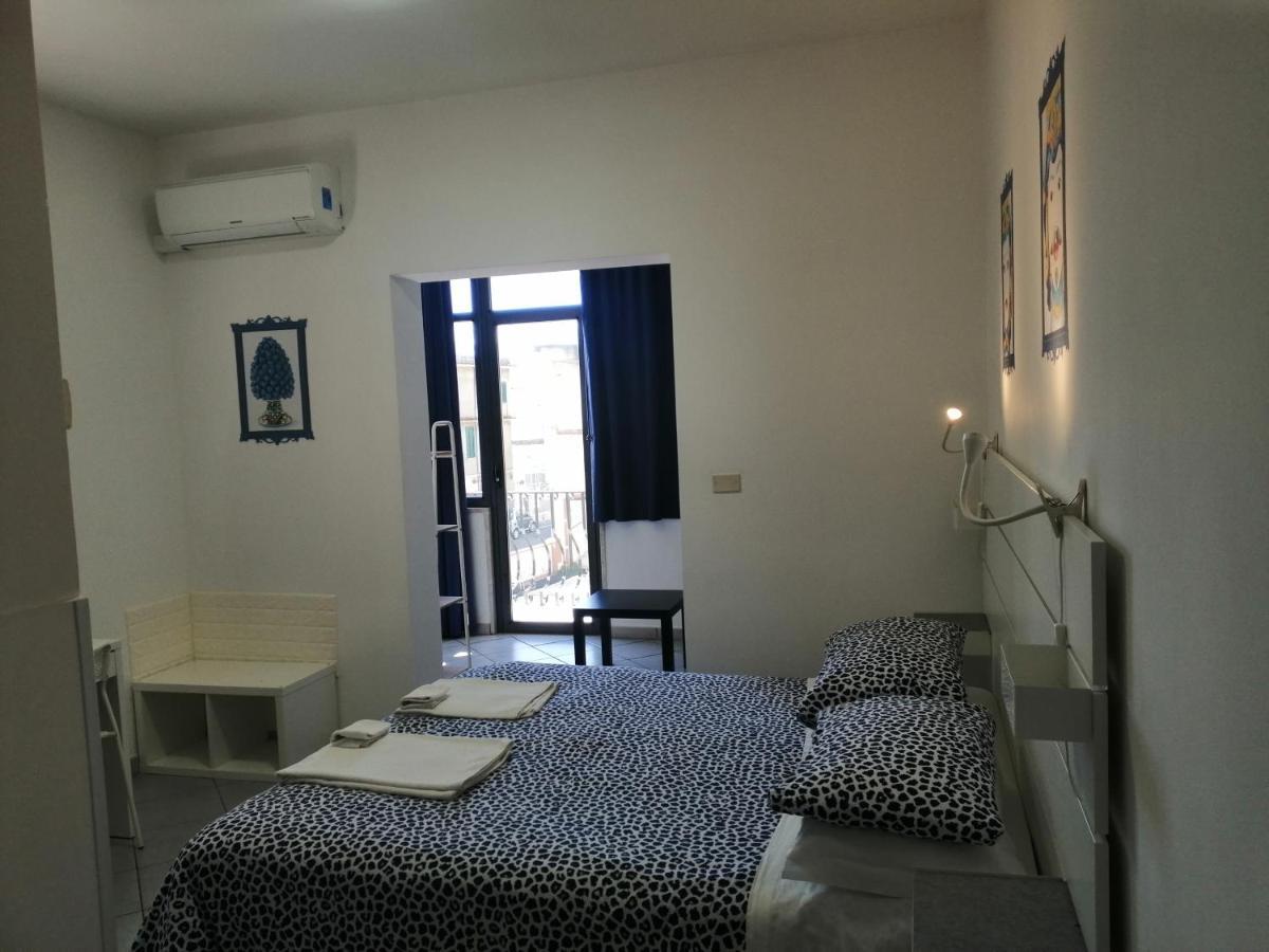 Morfeo B&B Taormina Bagian luar foto